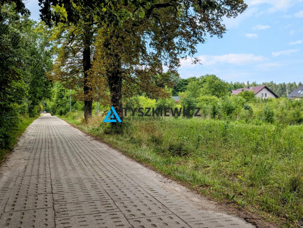 Działka budowlana w gminie Trąbki Wielkie - zdjęcie 1