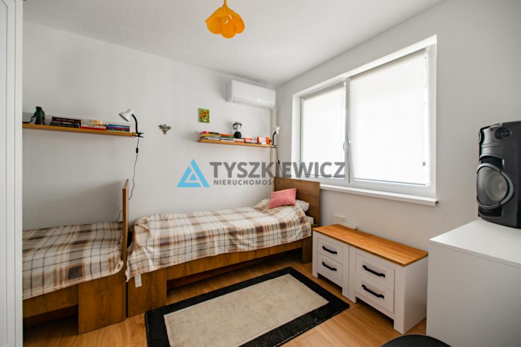 Dwupoziomowy lokal z tarasem nad morzem - zdjęcie 5