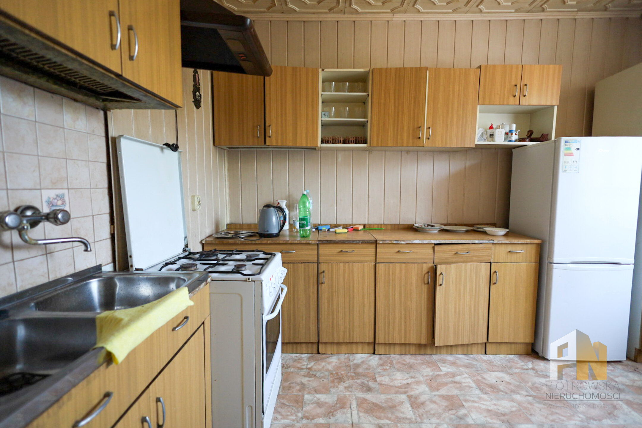 Dom z zabudowaniami i 70 arów działki - zdjęcie 4