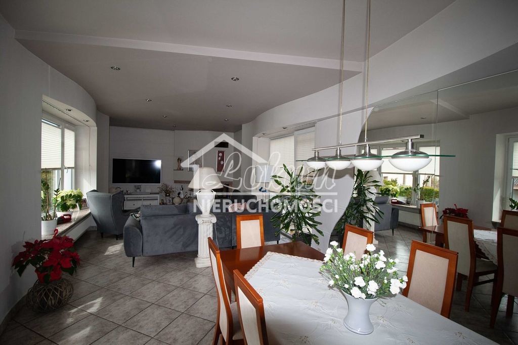 Dom 367,4&nbsp;m², Pilchowo - zdjęcie 1