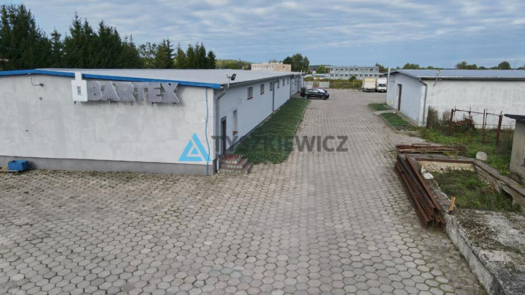 Obiekt magazynowo - biurowy z dużą działką - zdjęcie 2