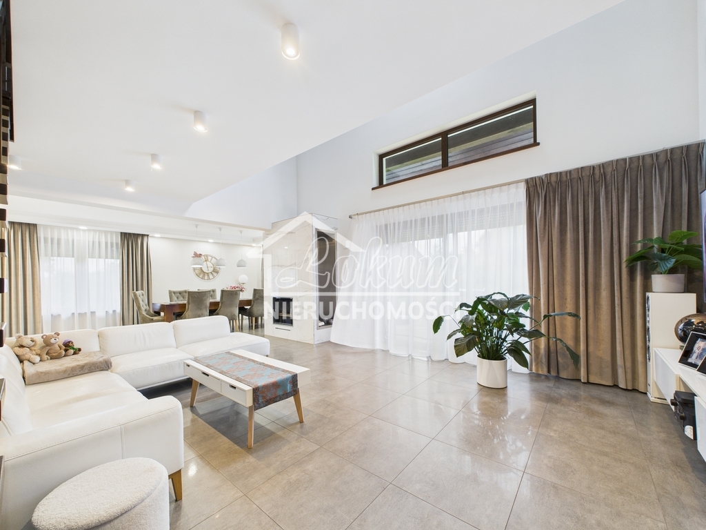 Dom 285&nbsp;m², Czepino - zdjęcie 1