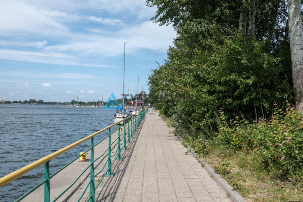Dom w linii brzegowej z widokiem na Sol Marine - zdjęcie 9
