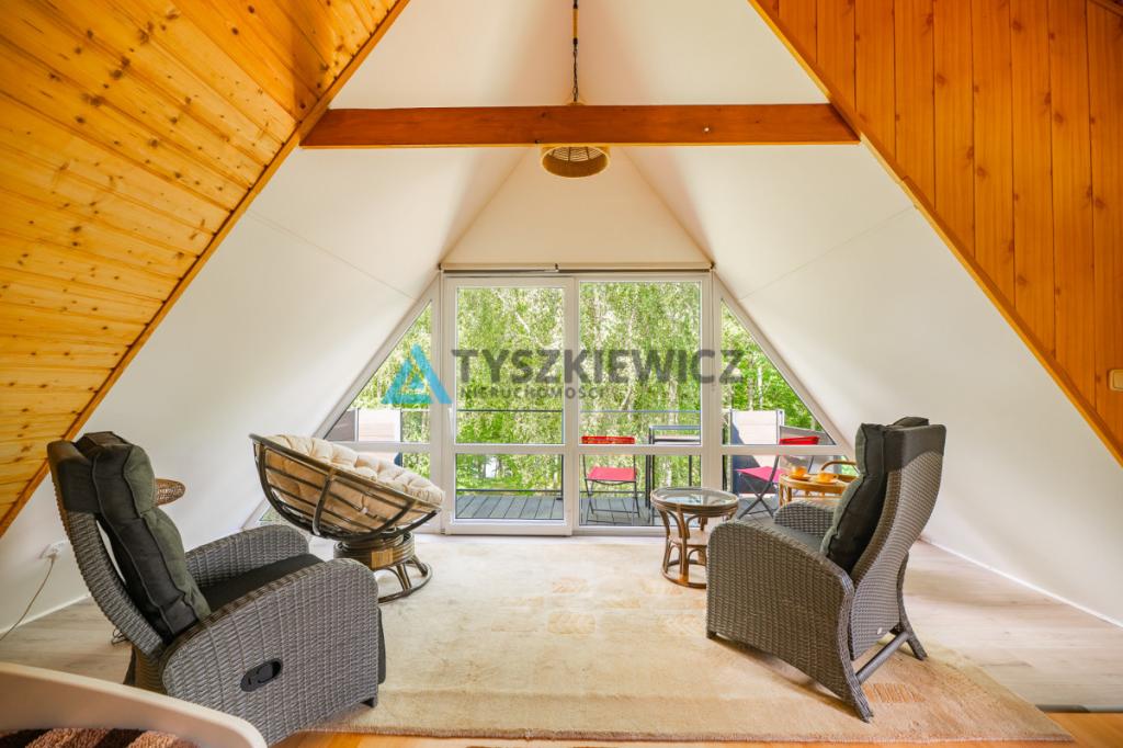 Dom rekreacyjny z linią brzegową - zdjęcie 2