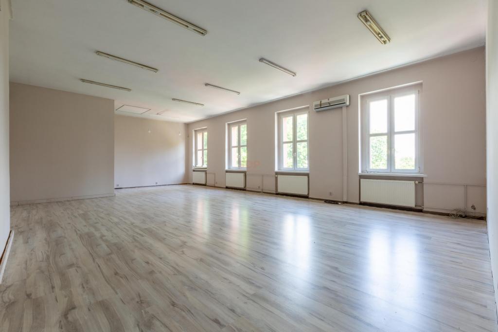Lokal usługowy na sprzedaż, 2072 m², Legnica, Kawaleryjska - zdjęcie 4