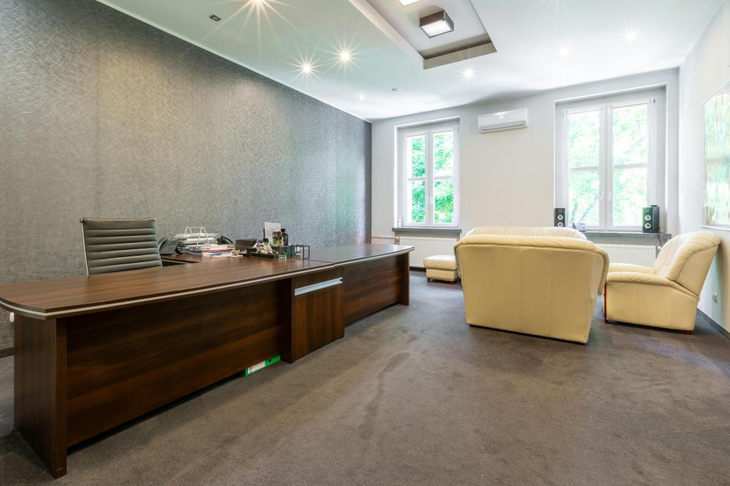 Lokal usługowy na sprzedaż, 2072 m², Legnica, Kawaleryjska - zdjęcie 3