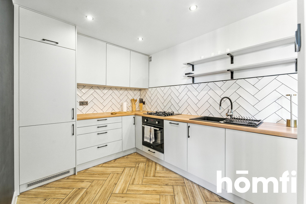 Mieszkanie 48 m², Katowice, Śródmieście, al. Wojciecha Korfantego - zdjęcie 1