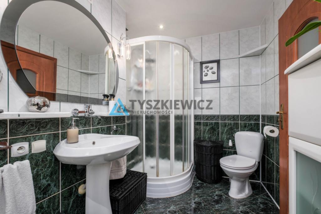 Dom z dwoma lokalami i osobnymi wejściami - zdjęcie 27