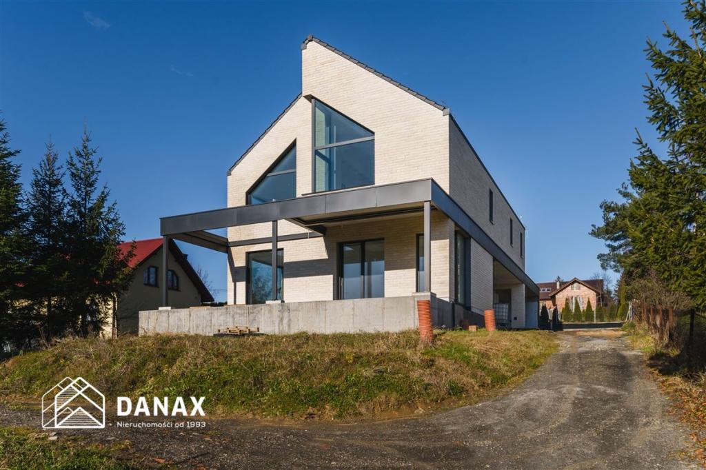 Dom 339 m², Siercza - zdjęcie 1