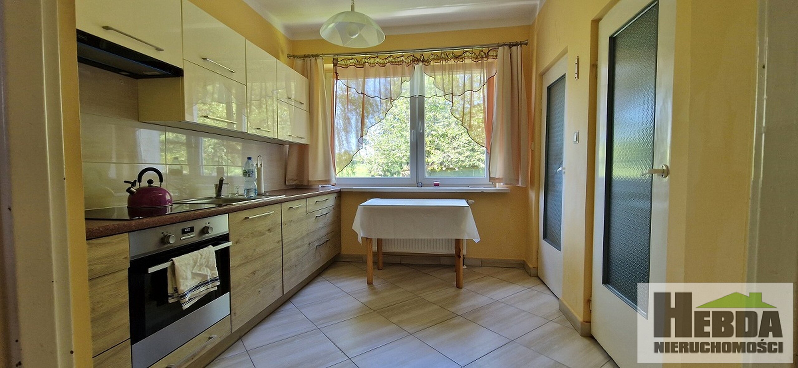 ŁĘKAWICA - SKRZYSZÓW  DOM W BIAŁYCH ELEWACJACH  ( dwa odrebne mieszkania) - zdjęcie 3