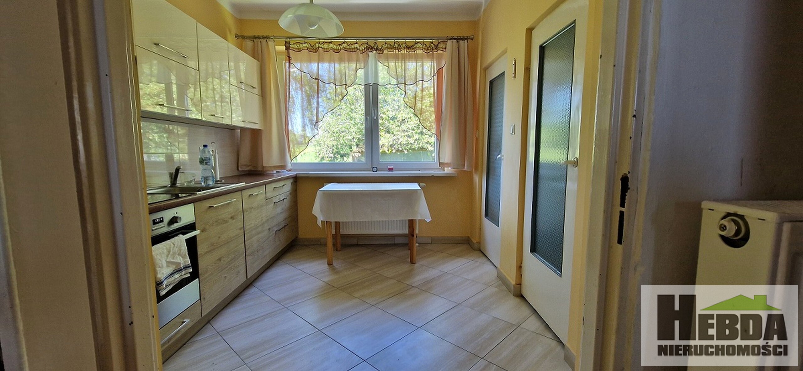 ŁĘKAWICA - SKRZYSZÓW  DOM W BIAŁYCH ELEWACJACH  ( dwa odrebne mieszkania) - zdjęcie 8