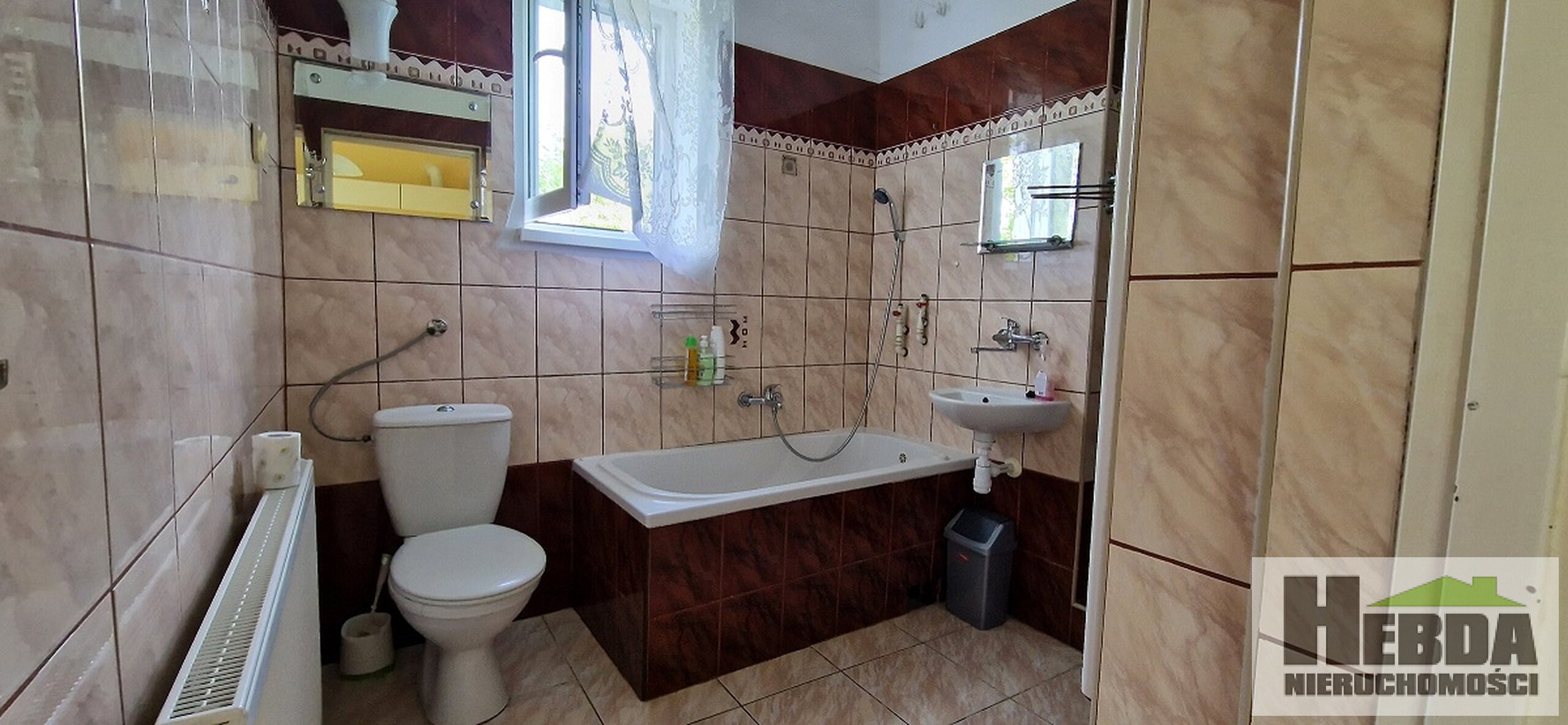 ŁĘKAWICA - SKRZYSZÓW  DOM W BIAŁYCH ELEWACJACH  ( dwa odrebne mieszkania) - zdjęcie 17