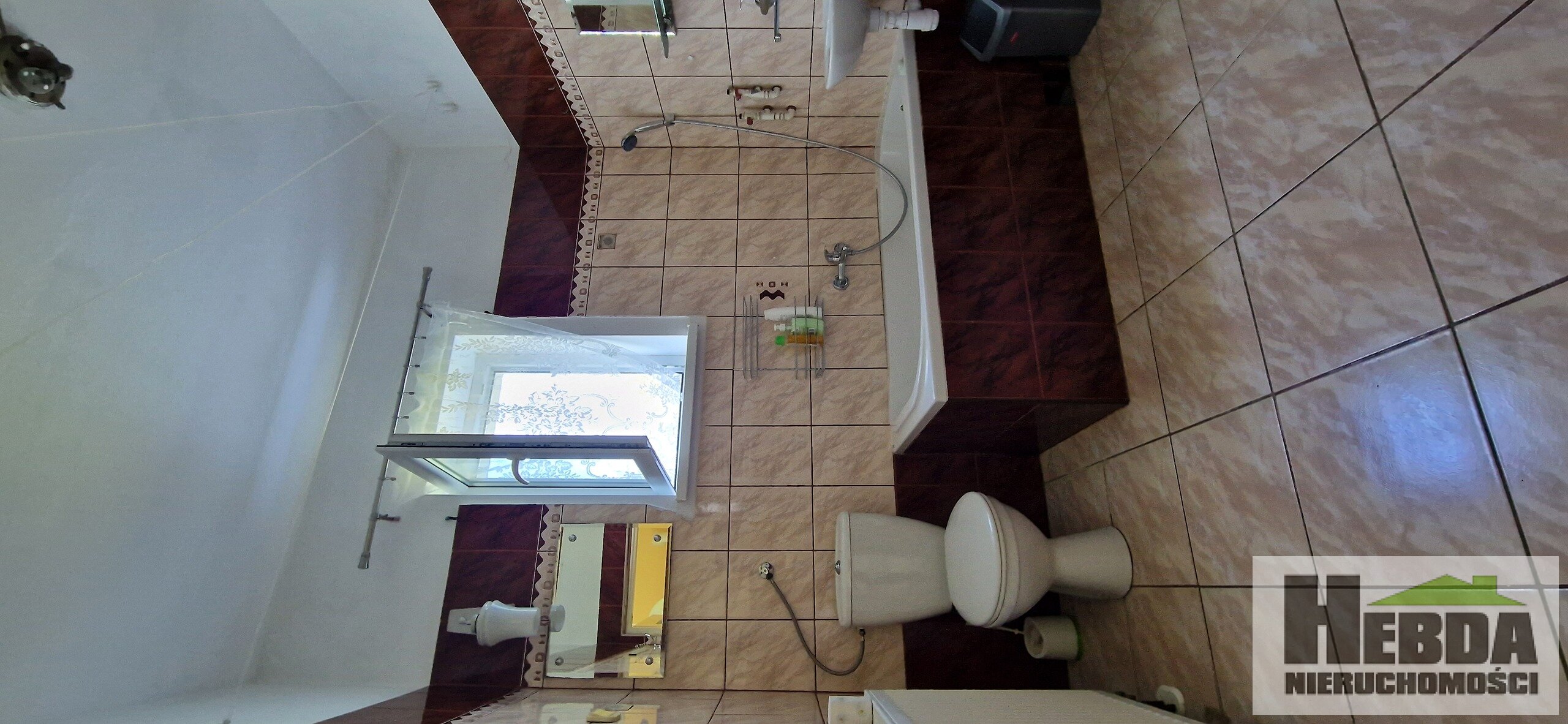 ŁĘKAWICA - SKRZYSZÓW  DOM W BIAŁYCH ELEWACJACH  ( dwa odrebne mieszkania) - zdjęcie 5