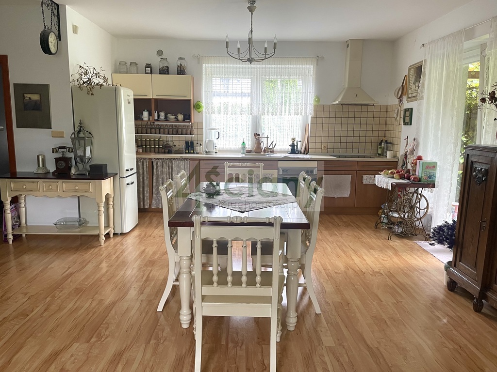Dom 310&nbsp;m², Chotomów - zdjęcie 3