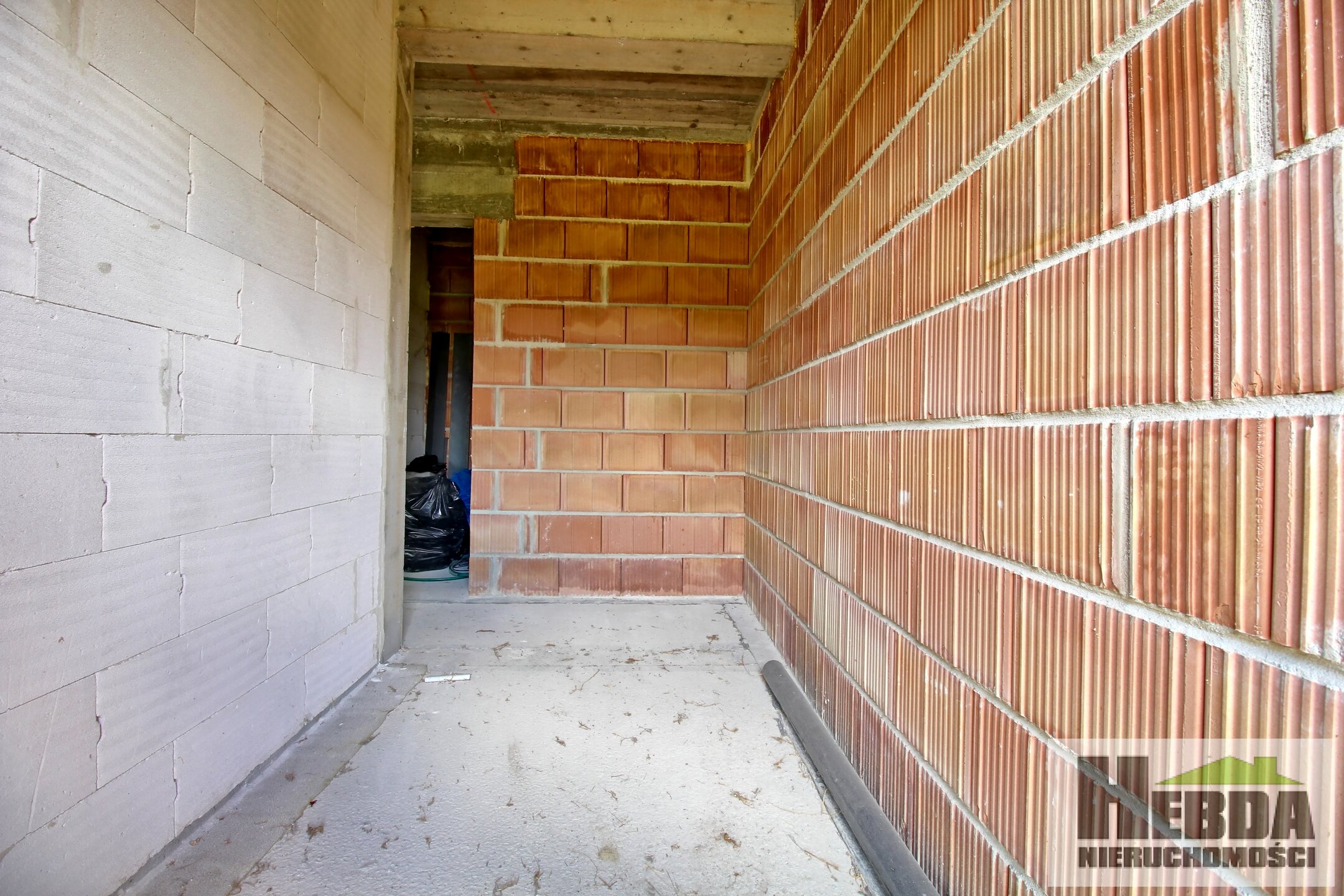 Na sprzedaż: Dom w stanie surowym zamkniętym z dużą działką - Wola Rzędzińska, - zdjęcie 14