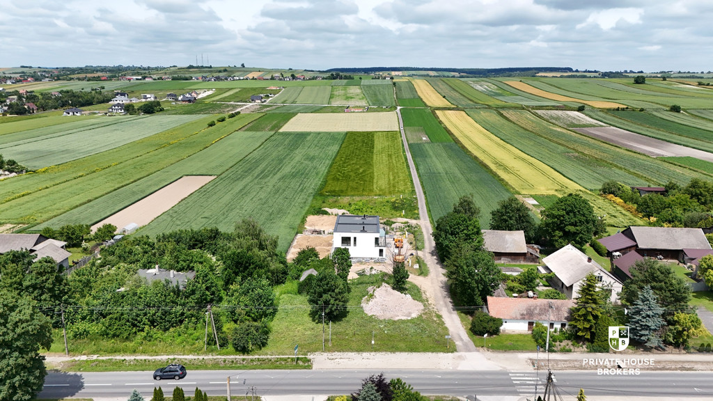 Dom 130,22&nbsp;m², Miechów, Racławicka - zdjęcie 1