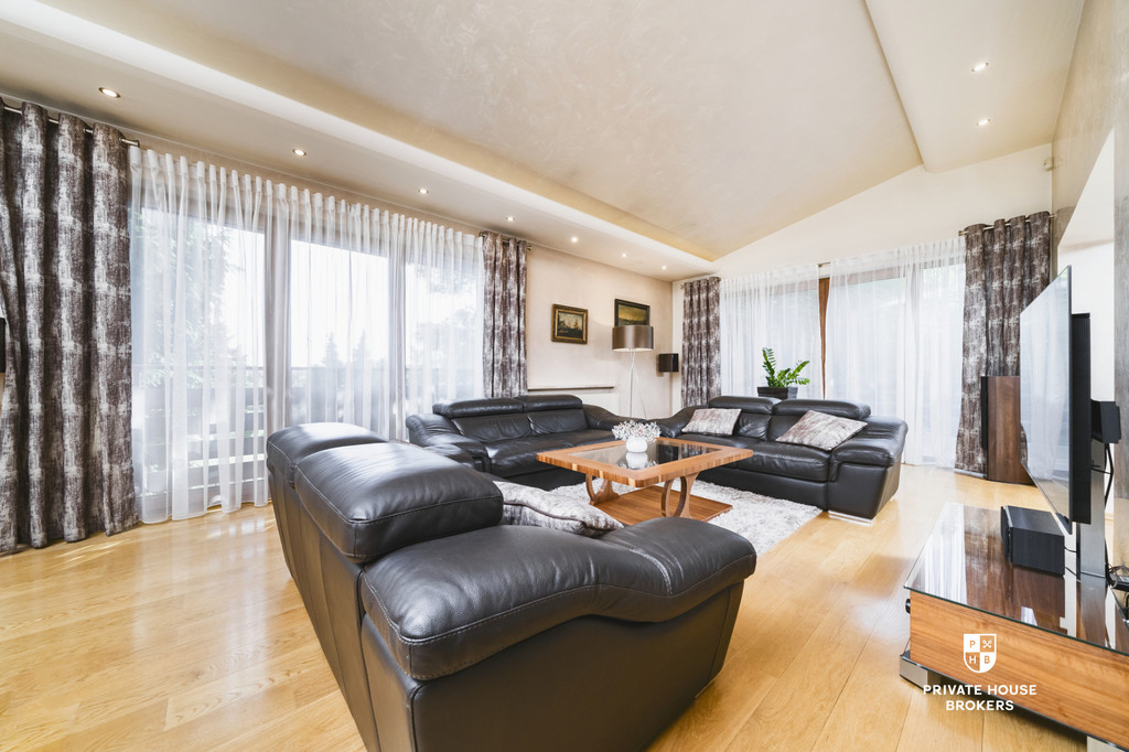 Dom 371,32 m², Węgrzce, A12 - zdjęcie 1
