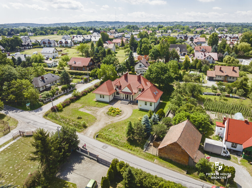 Dom 600 m², Czarnochowice - zdjęcie 1