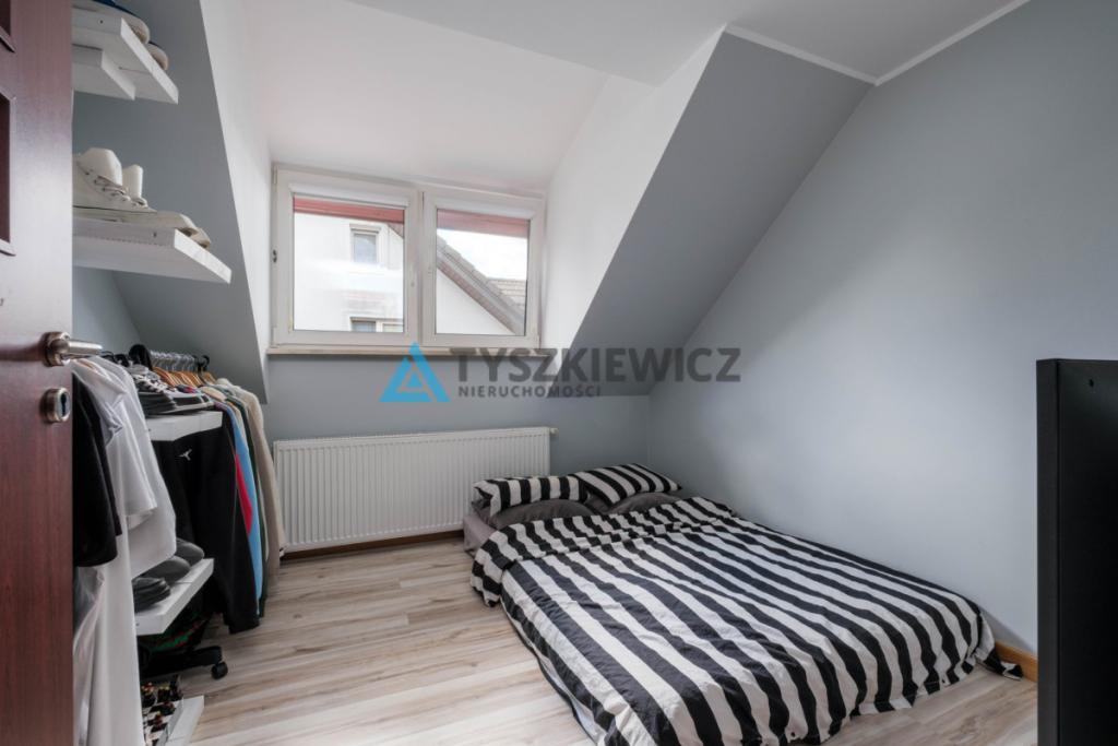 Wyjątkowy dom o designerskiej przestrzeni - Luzino - zdjęcie 27