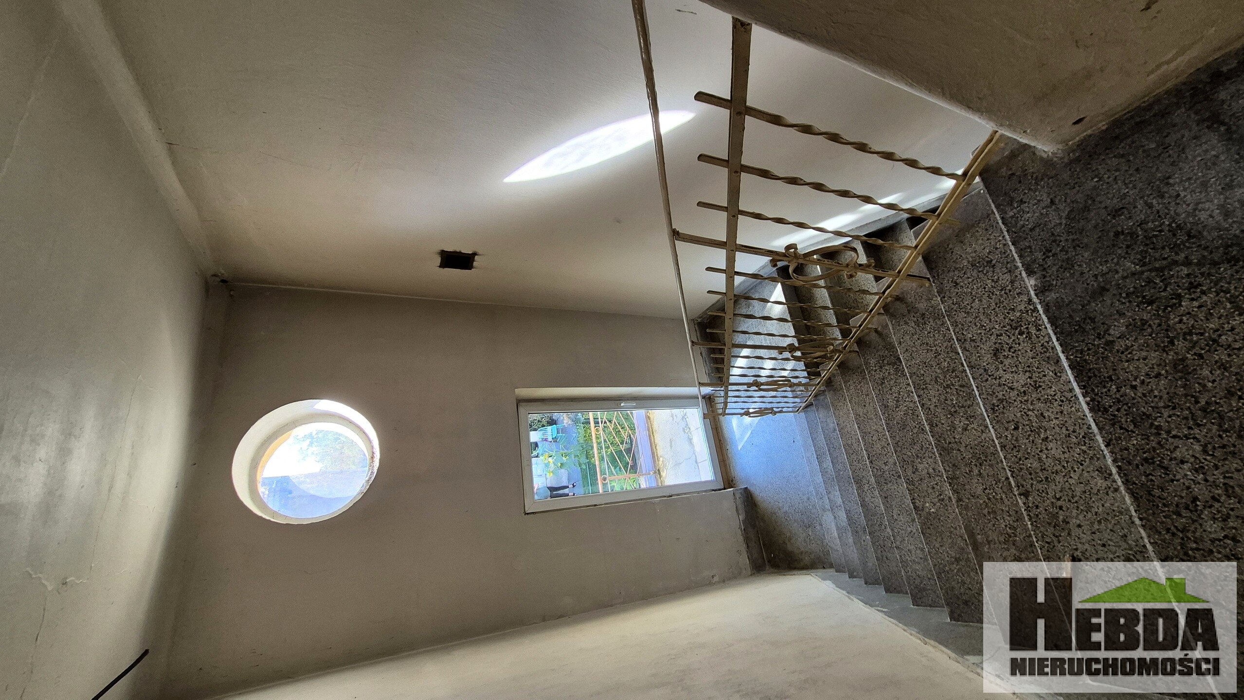 Tarnów, ul. M.Bożej Fatimskiej , dom w stylu dworkowym, usługowo - mieszkalny - zdjęcie 7