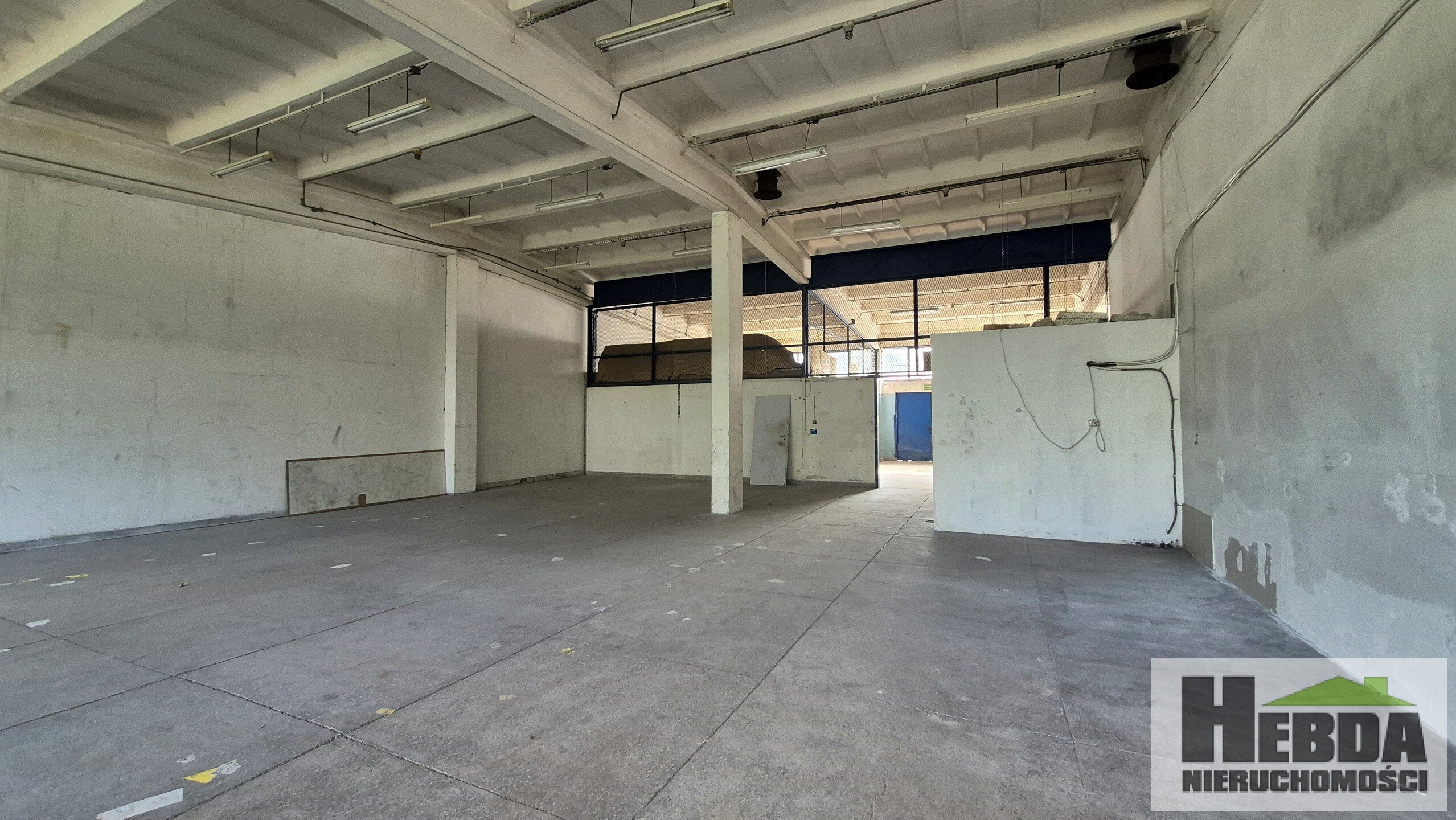 Tarnów , Chyszów, murowana HALA 340 m2 - zdjęcie 1