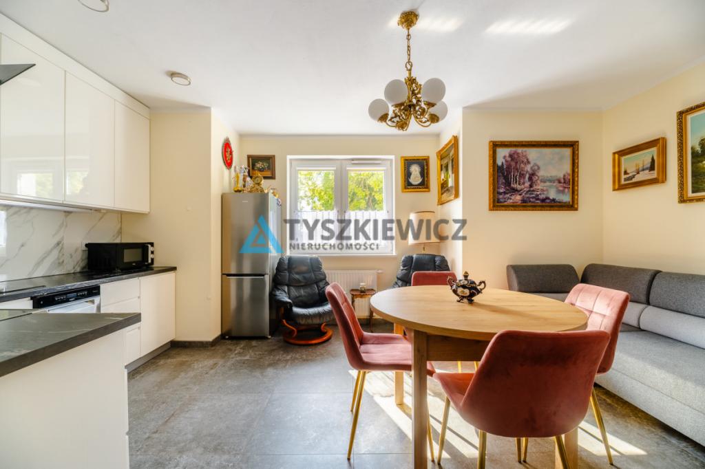 Przytulne mieszkanie w sercu miasta - zdjęcie 5