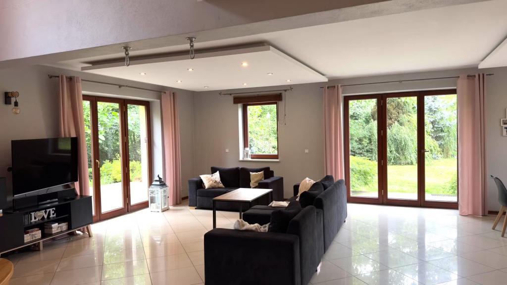 Dom 253&nbsp;m², Czernica, Mikołaja Reja - zdjęcie 3