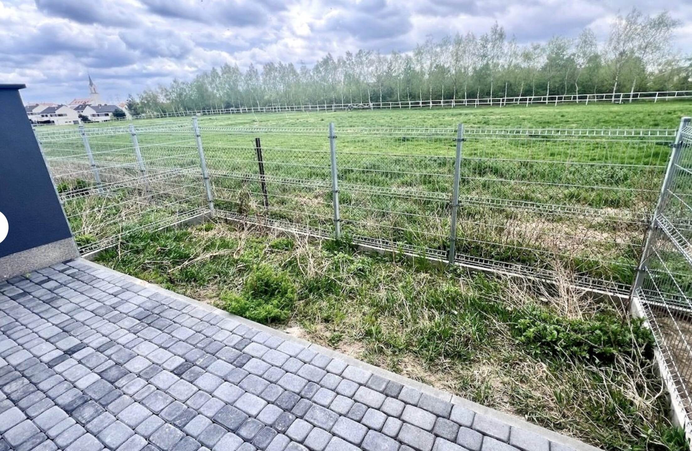 Srodkowy segment szeregowca w Komornikach - zdjęcie 8