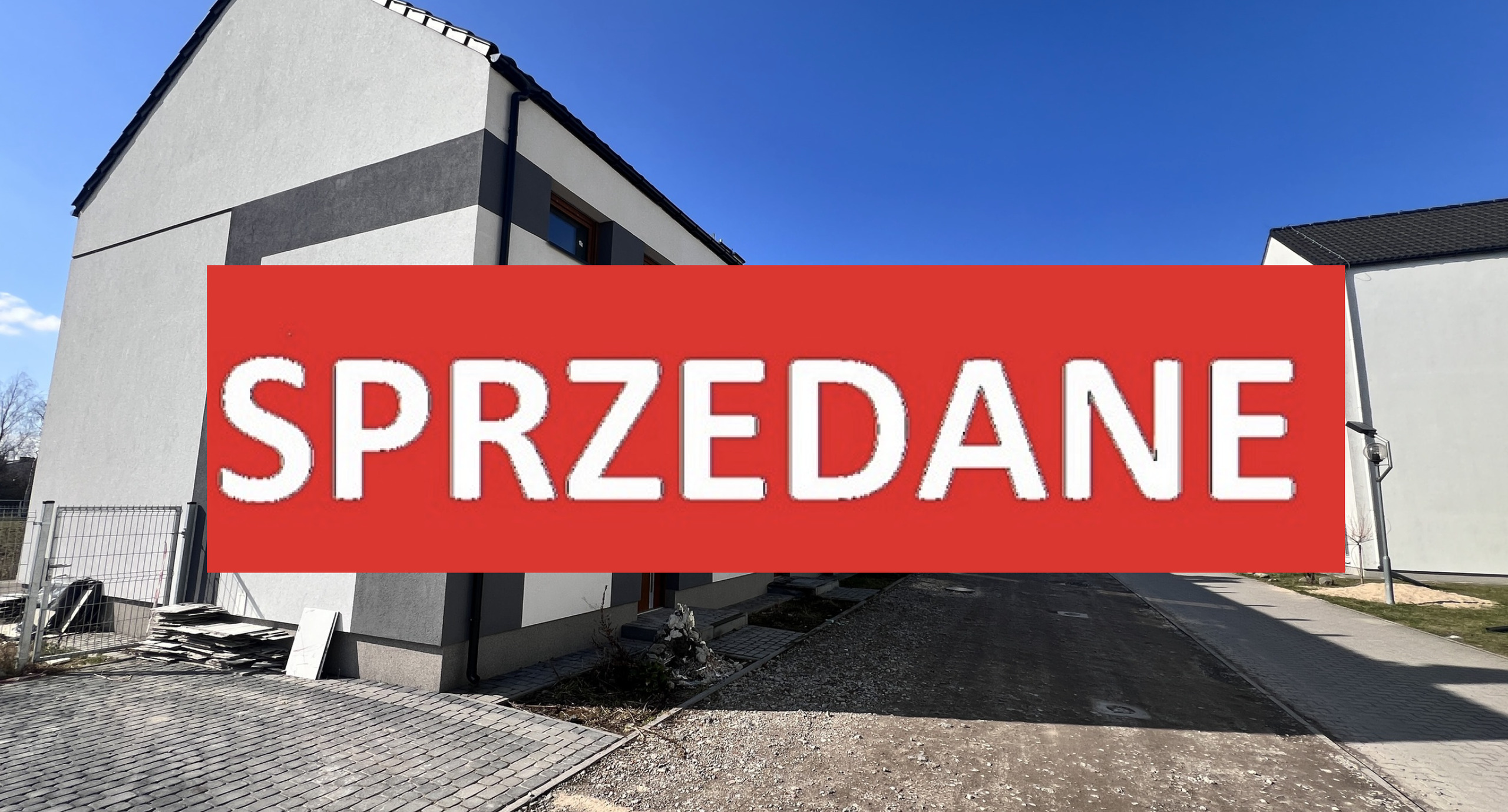 Srodkowy segment szeregowca w Komornikach - zdjęcie 1