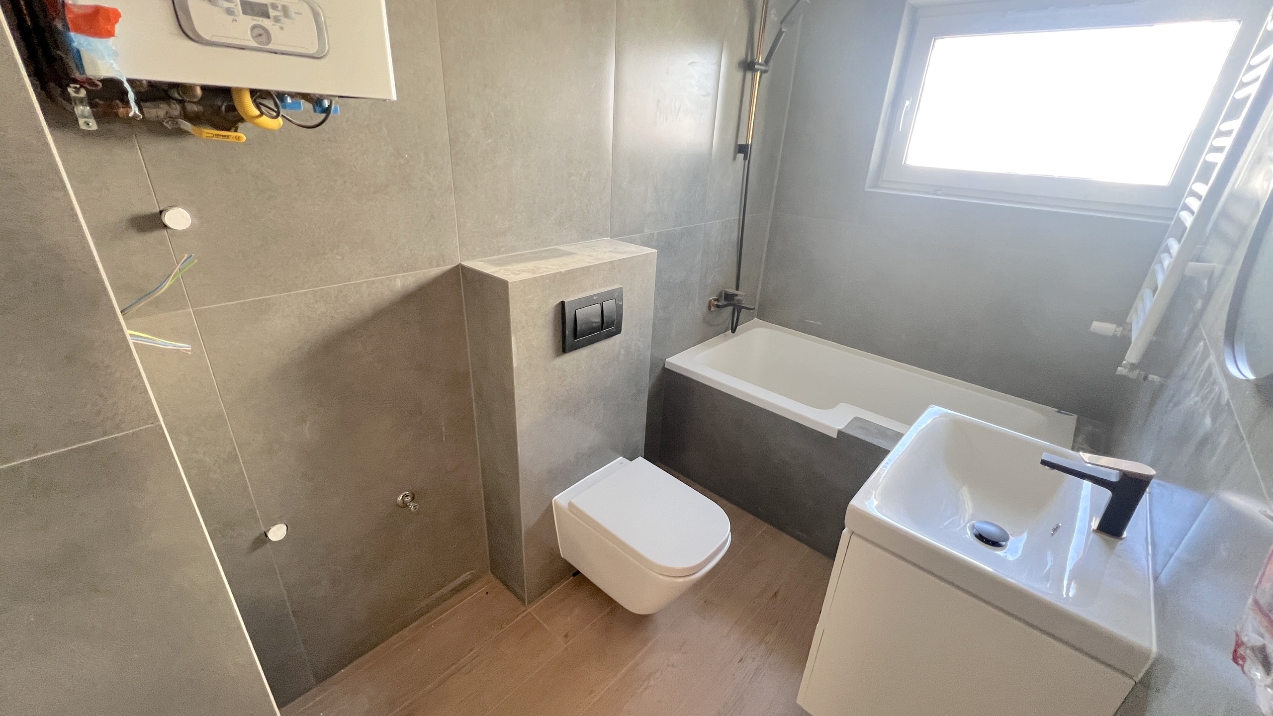 Srodkowy segment szeregowca w Komornikach - zdjęcie 4