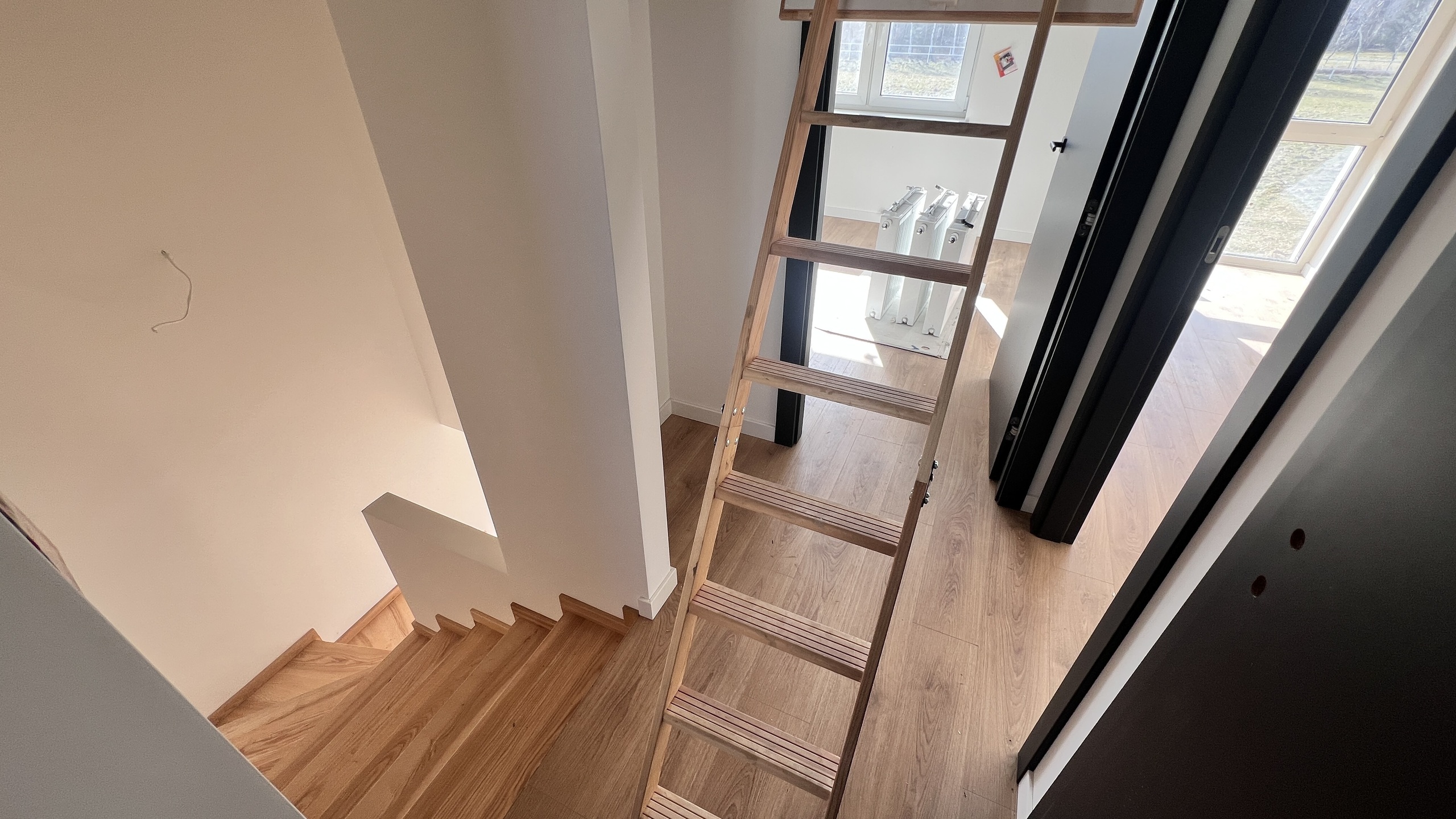 Srodkowy segment szeregowca w Komornikach - zdjęcie 14