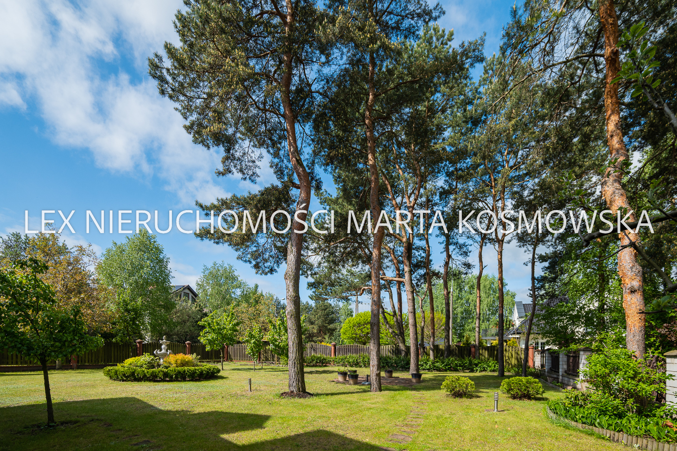 Dom dla licznej rodziny, dom seniora, na firmę , o pow.440 m,działak 960 m - zdjęcie 2