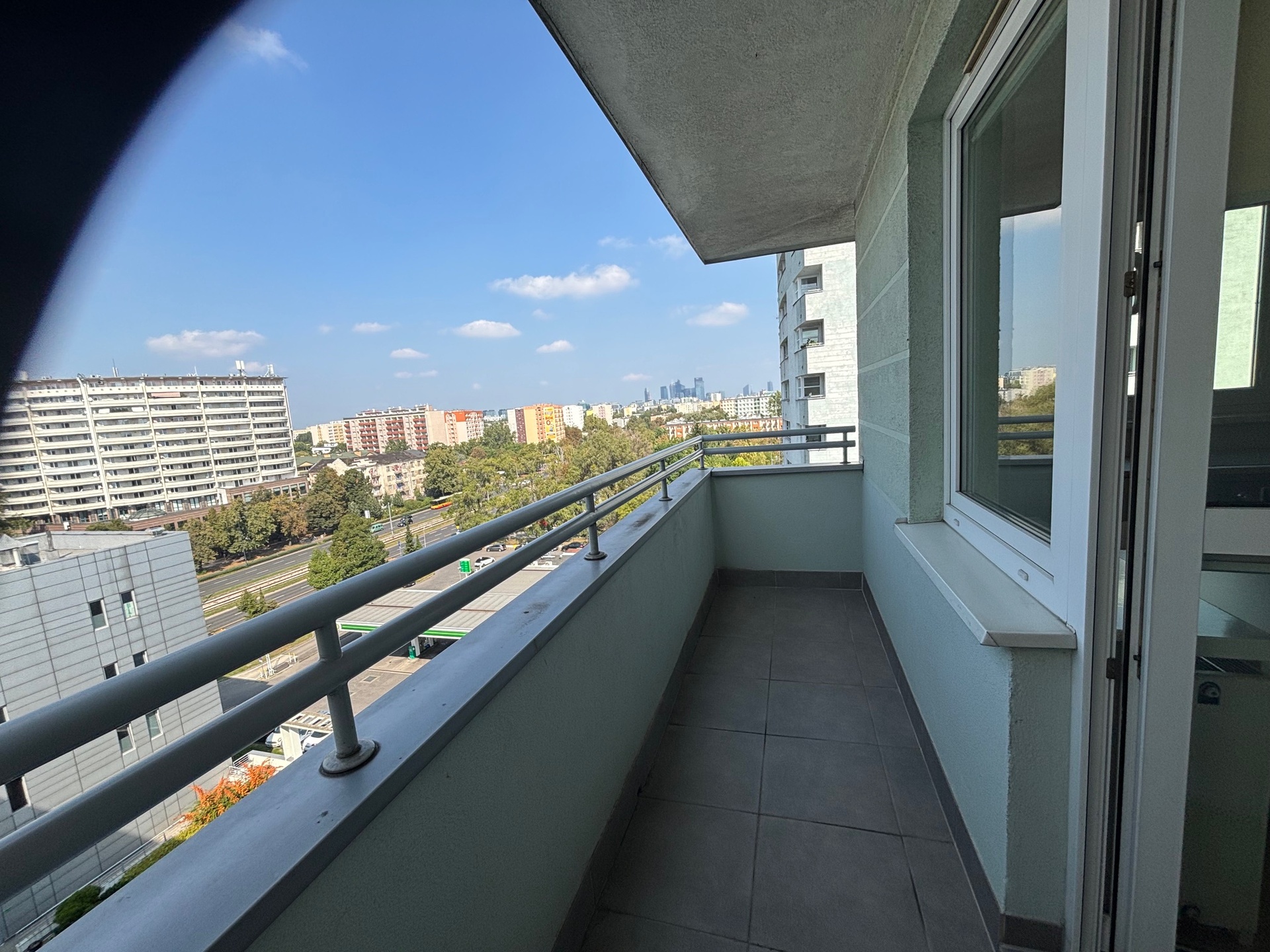 Sierpińskiego ładne wyremontowane 1 pokój garaż - zdjęcie 7