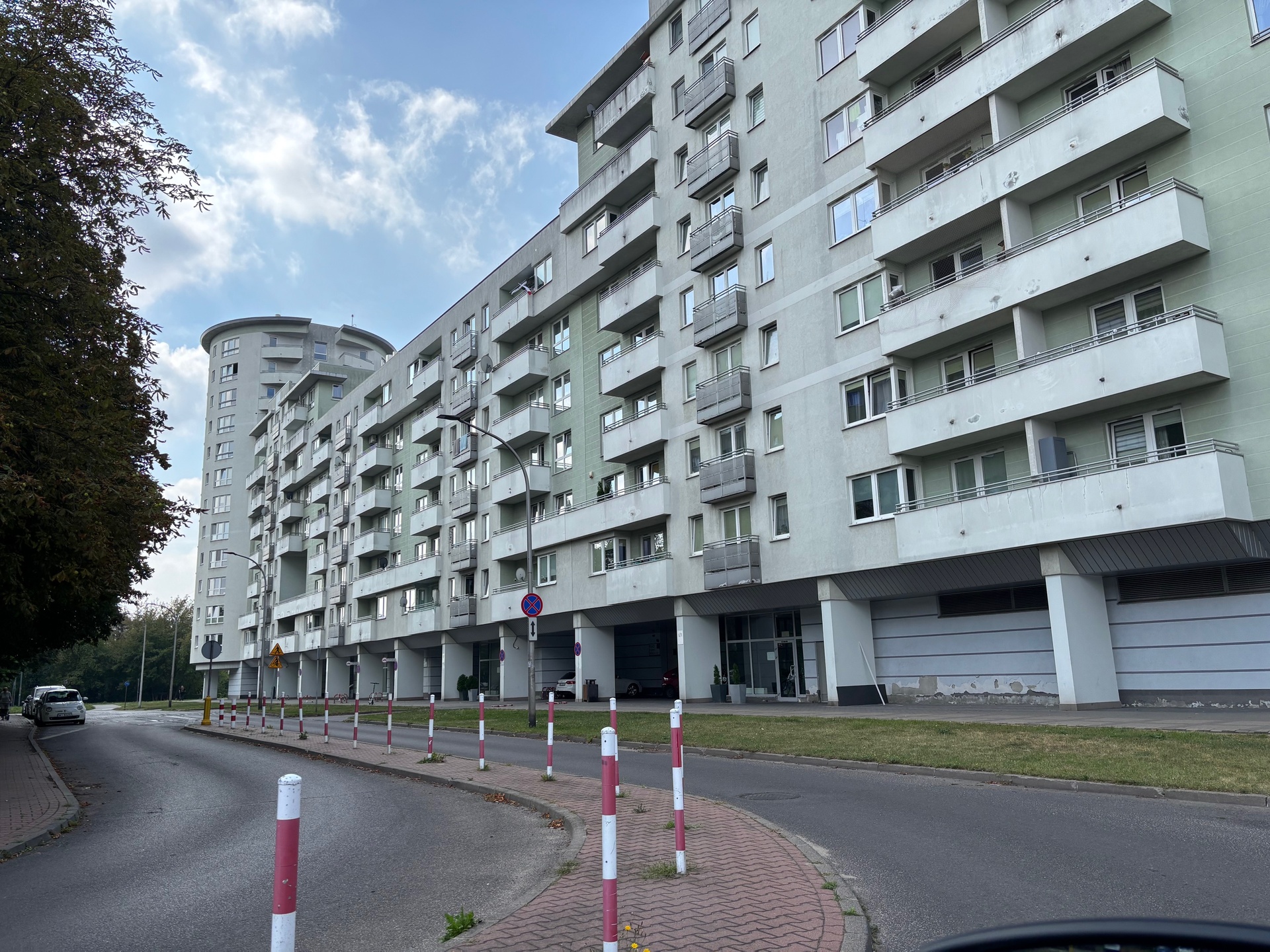 Sierpińskiego ładne wyremontowane 1 pokój garaż - zdjęcie 8