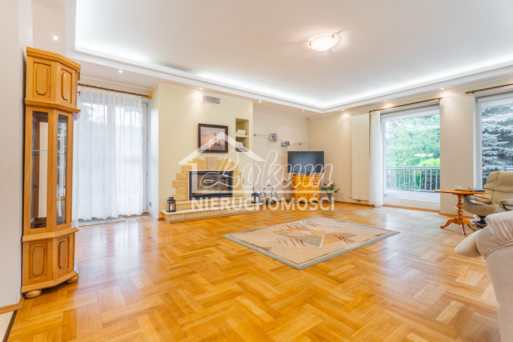 Dom 682 m², Mierzyn - zdjęcie 1