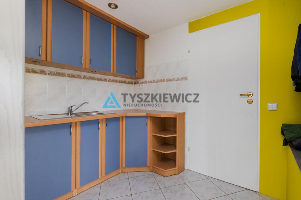 Obiekt mieszkalno-usługowy blisko jeziora. - zdjęcie 22