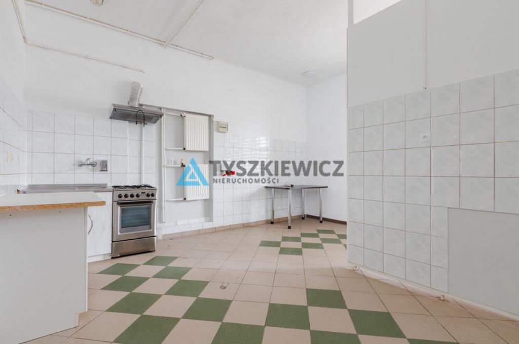 Obiekt mieszkalno-usługowy blisko jeziora. - zdjęcie 28