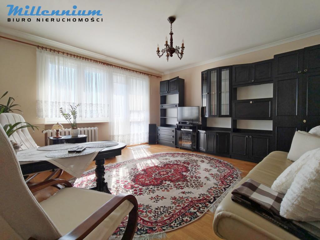 Mieszkanie 53 m2, przestronne 2 pokoje z balkonem - zdjęcie 1