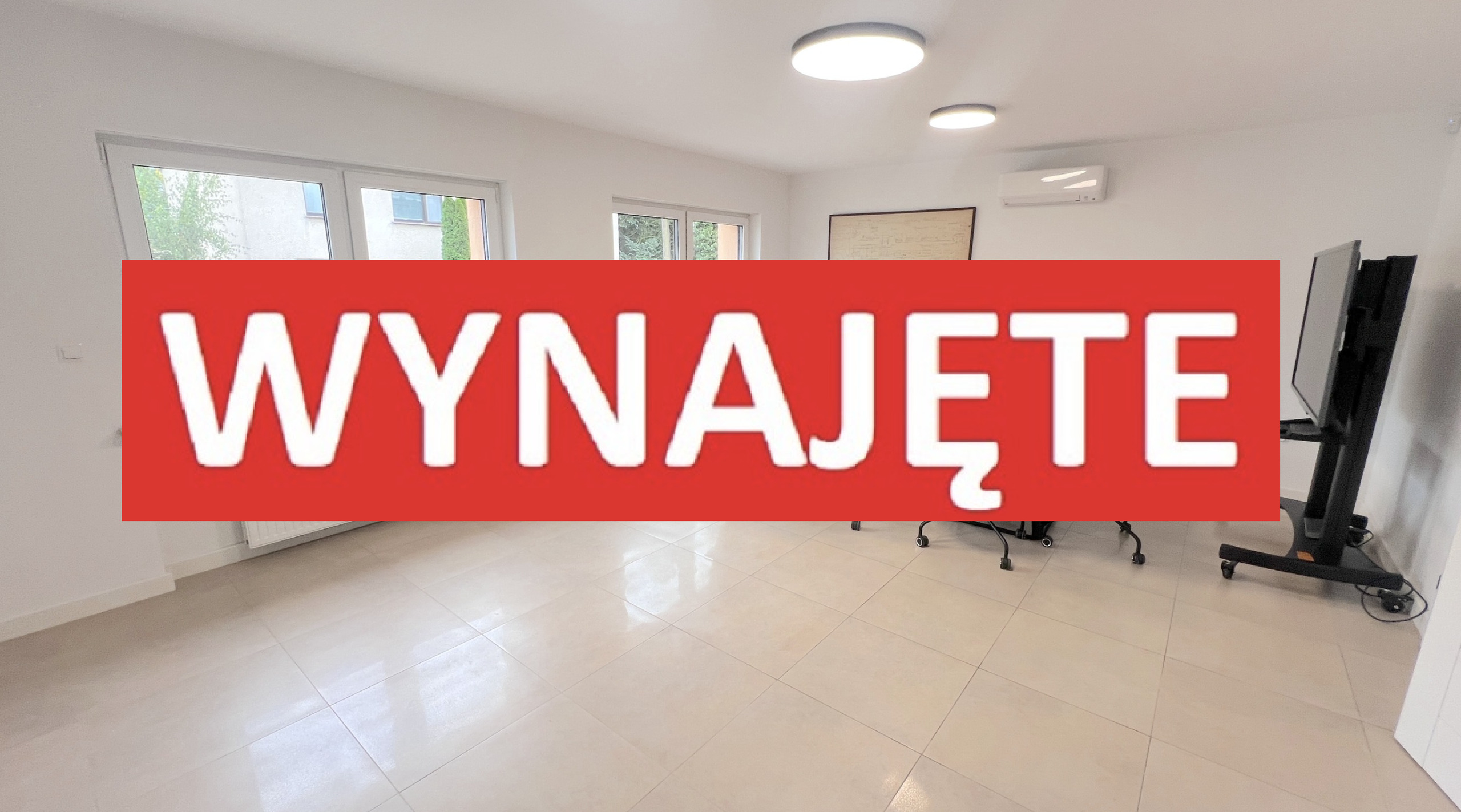 Przestronny dom po generalnym remoncie na Świerczewie - zdjęcie 1
