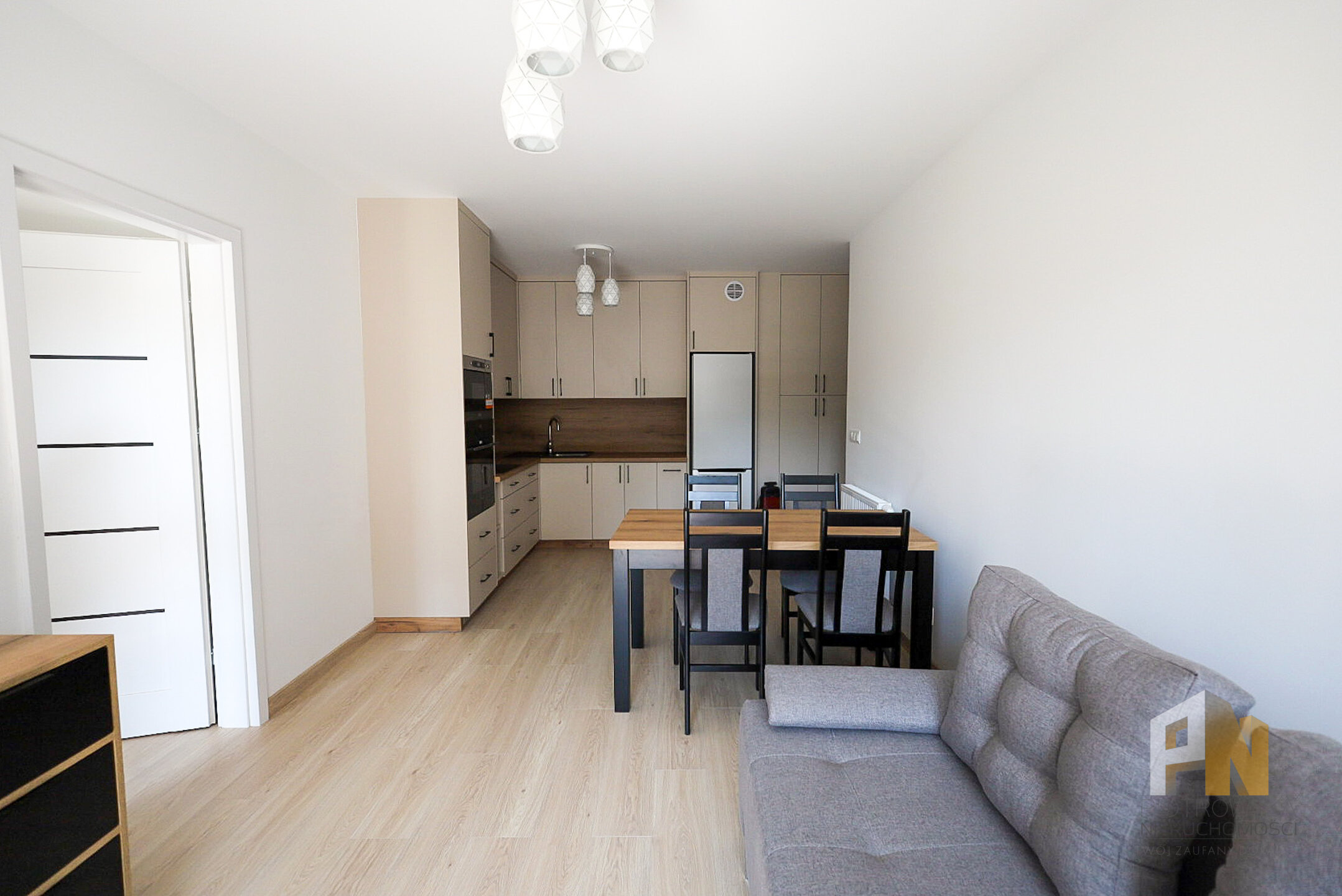 Mieszkanie 37,62m2 do wynajęcia - zdjęcie 1