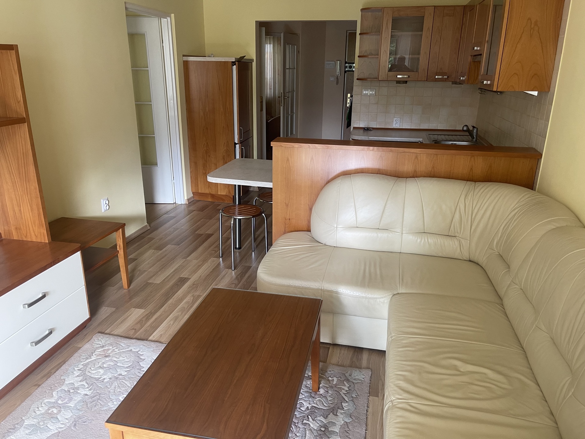Do sprzedaży mieszkanie 3-pokojowe 48 m2 z garażem -Zakopane-ul. Za Cieszynianką - zdjęcie 4