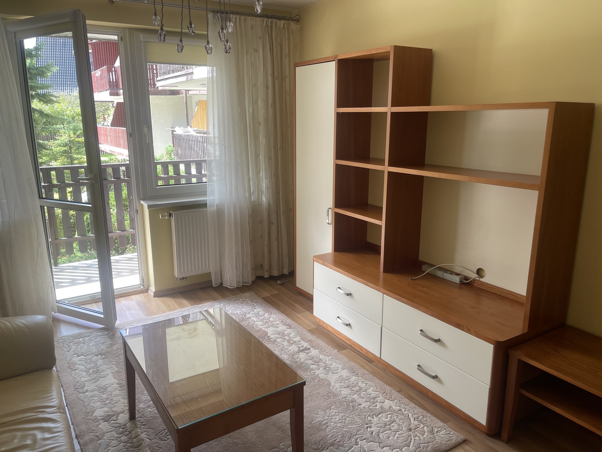 Do sprzedaży mieszkanie 3-pokojowe 48 m2 z garażem -Zakopane-ul. Za Cieszynianką - zdjęcie 3