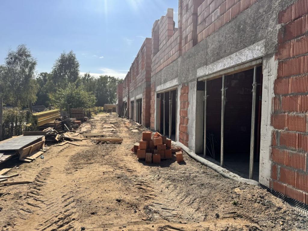 kanalizacja , pompa, garaż, las - zdjęcie 19