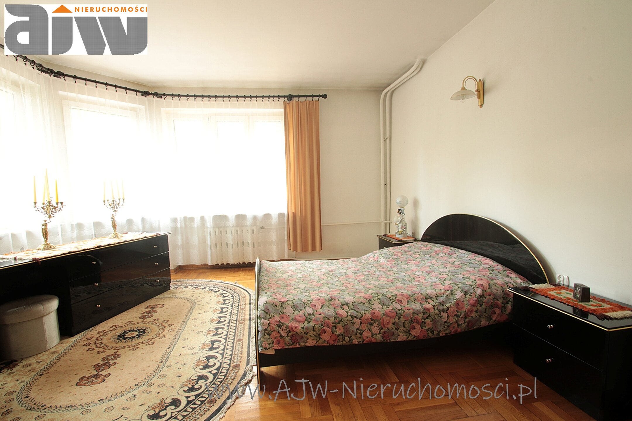 Dom 550 m2, działka 2443 m2 - zdjęcie 7