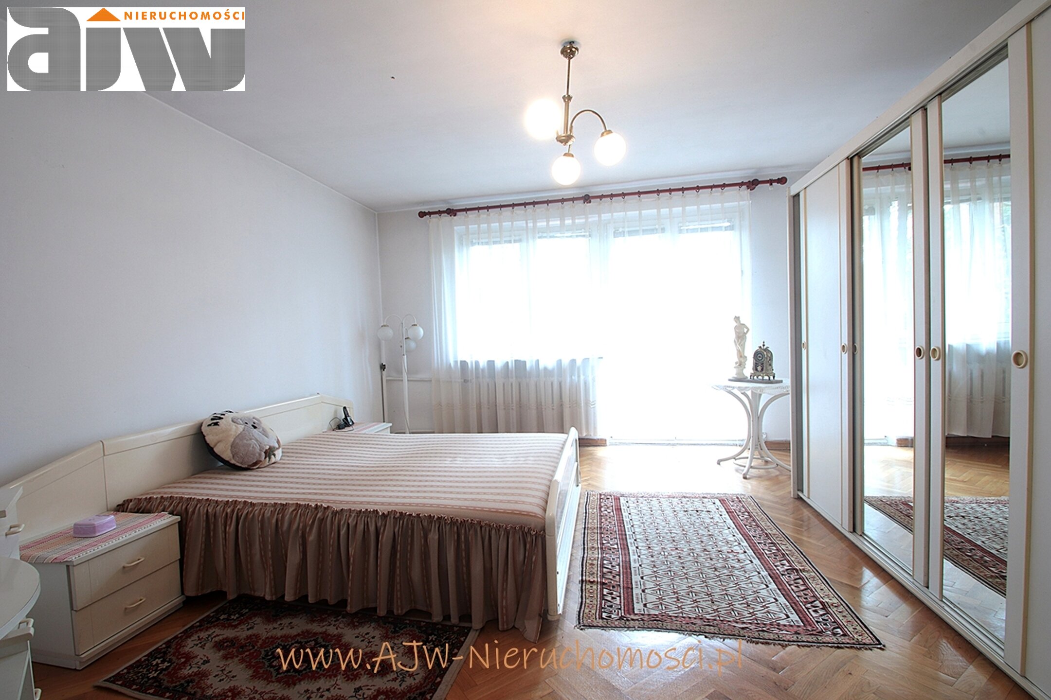 Dom 550 m2, działka 2443 m2 - zdjęcie 5