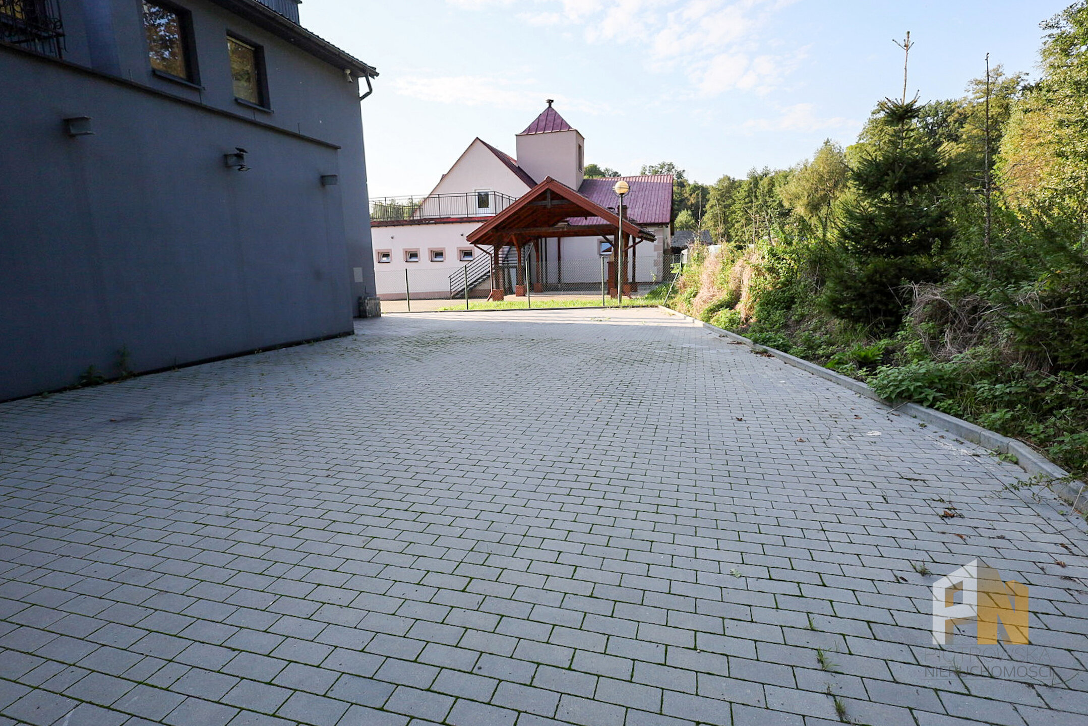 Lokal usługowy do wynajęcia 65 m2 - zdjęcie 9