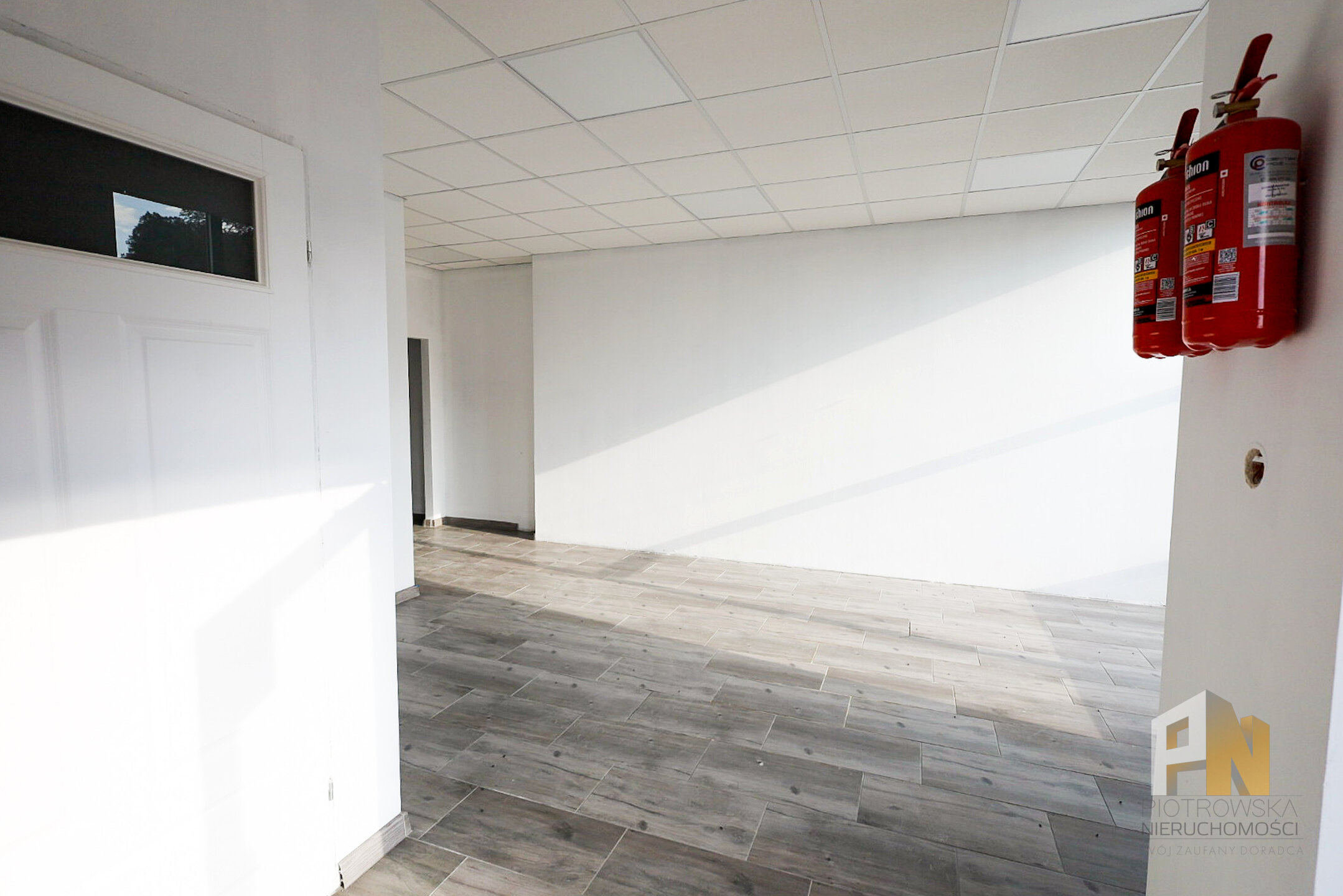 Lokal usługowy do wynajęcia 65 m2 - zdjęcie 3