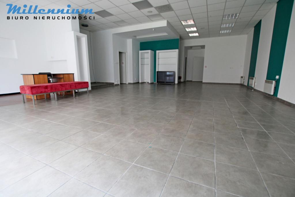 Lokal  usługowy w atrakcyjnej cenie!  Nie czekaj! - zdjęcie 2