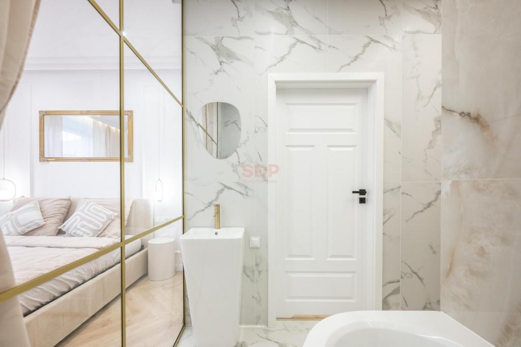 Mieszkanie 95 m², Wrocław, Śródmieście, Wyszyńskiego - zdjęcie 1