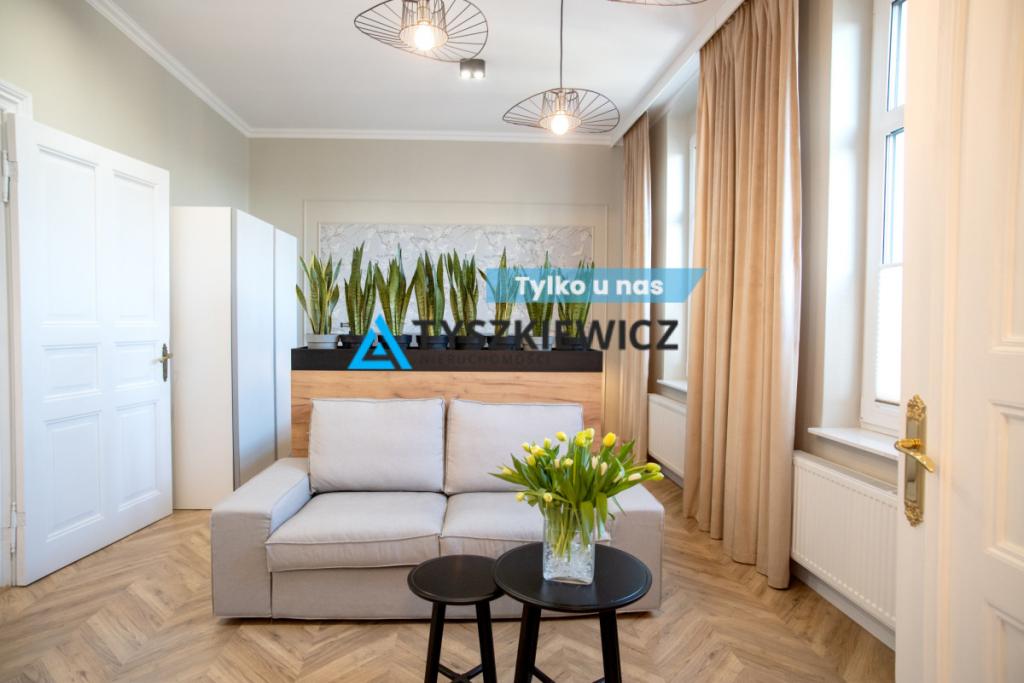 Nowoczesne mieszkanie na wynajem w samym centrum! - zdjęcie 1